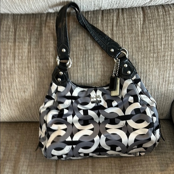 Coach Madison 14420 scar print optic chain like Maggie hobo shoulder bag rare - Picture 1 of 13